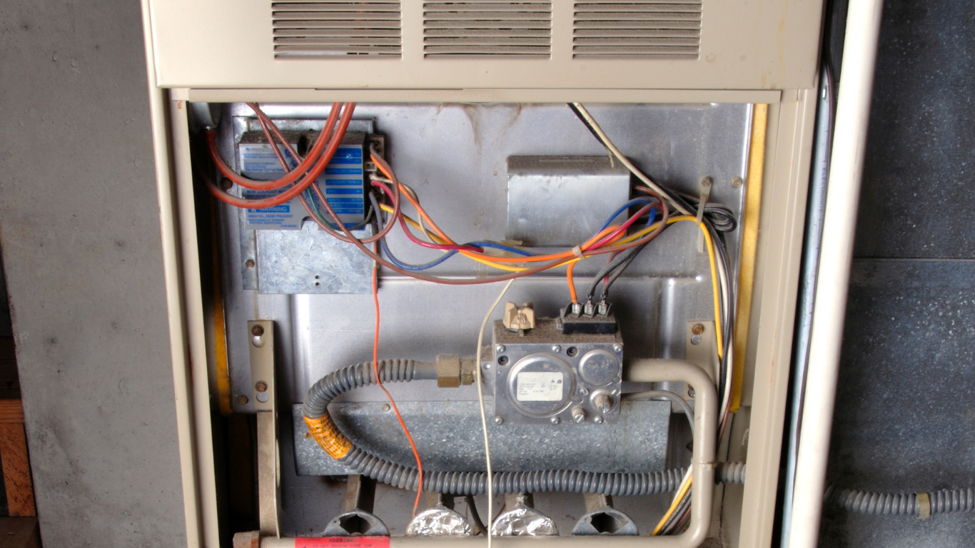 When Should to Repair My Furnace and When to Replace It